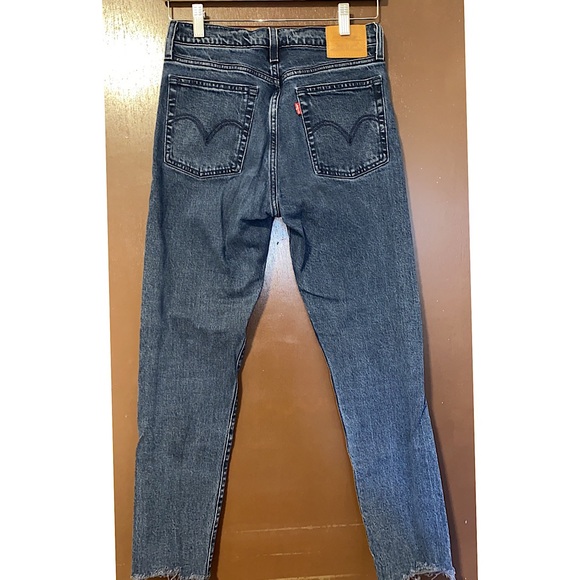 Levis Wedgie Icon Fit Jeans - Picture 4 of 8